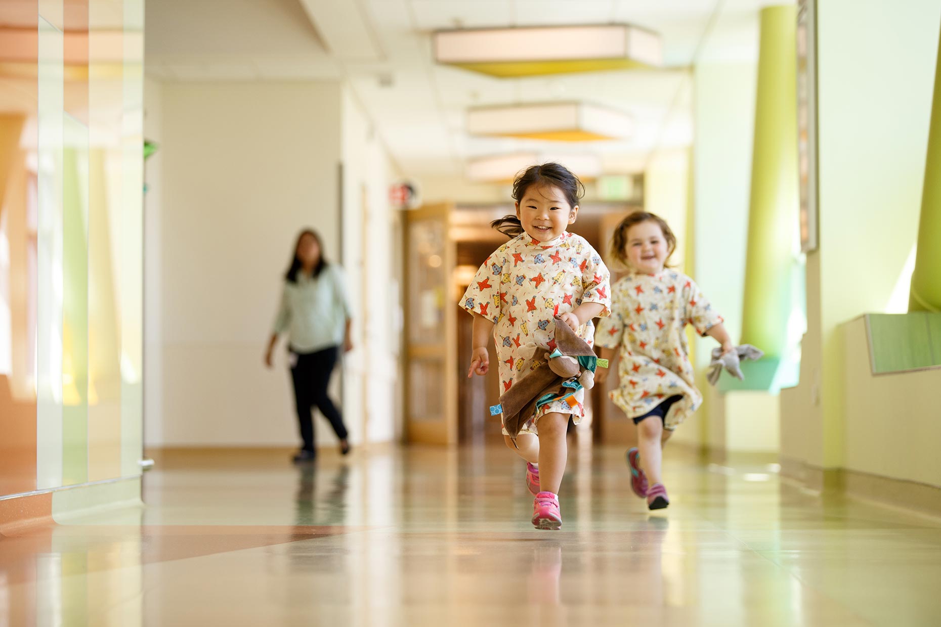 UCSF_150701_HallWagon_0673-hospital-children